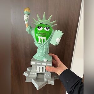 M&M World Statue of Ms Liberty Candy Dispenser Lady Green 10.5" Tall